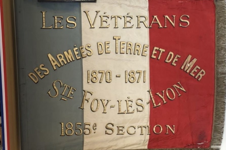 Lire la suite à propos de l’article Sainte-Foy-lès-Lyon – Un « mini-musée » pour entretenir la mémoire des anciens combattants –  Le Progrès – 08/04/2022